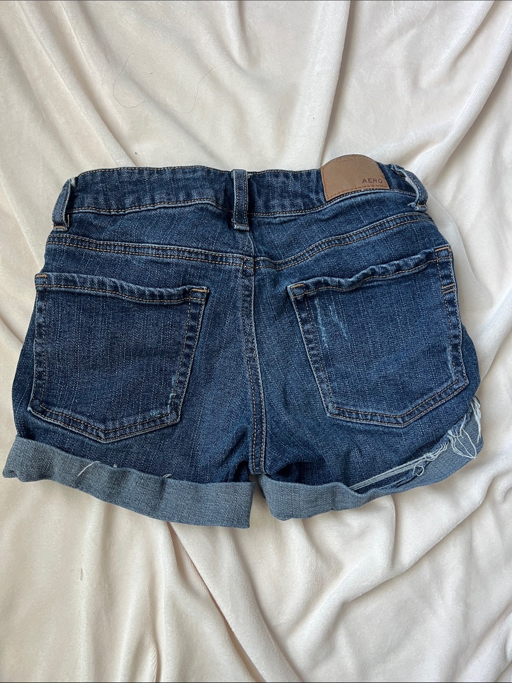 Size 000 distressed, rolled up, Low Rise Midi shorts - Picture 5 of 7